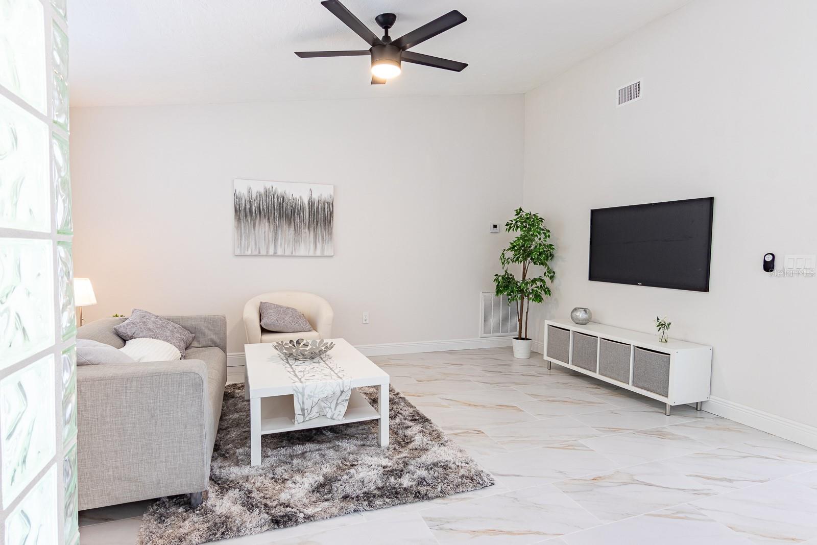 Image 4 of 27 For 3226 Patton Street