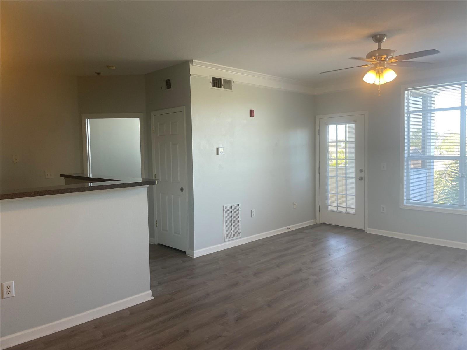 Image 3 of 16 For 4802 51st Street W 1323