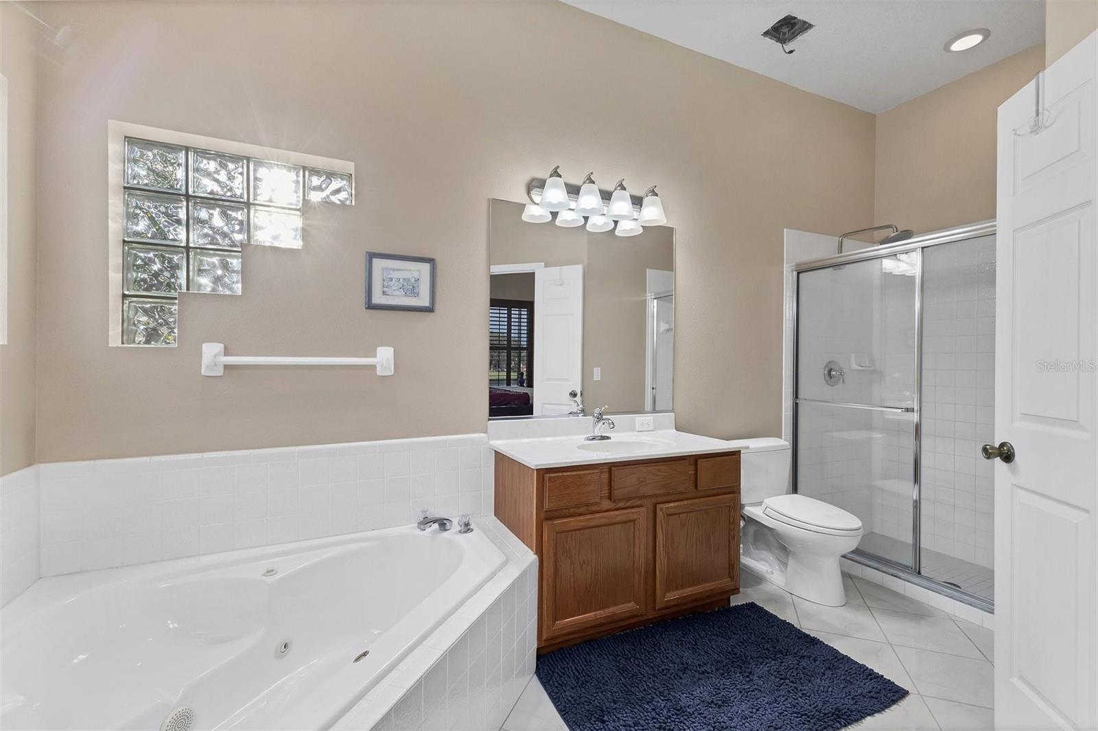 Image 21 of 36 For 4983 Oldham Street