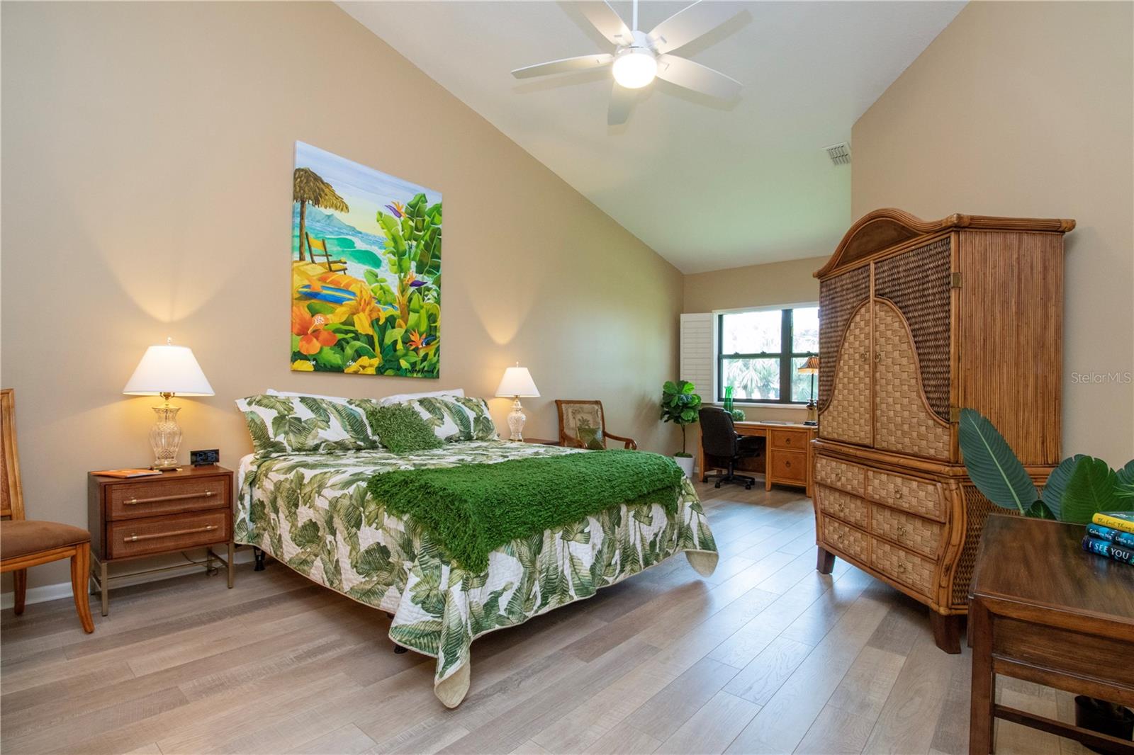 Image 15 of 39 For 5273 Heron Way 202