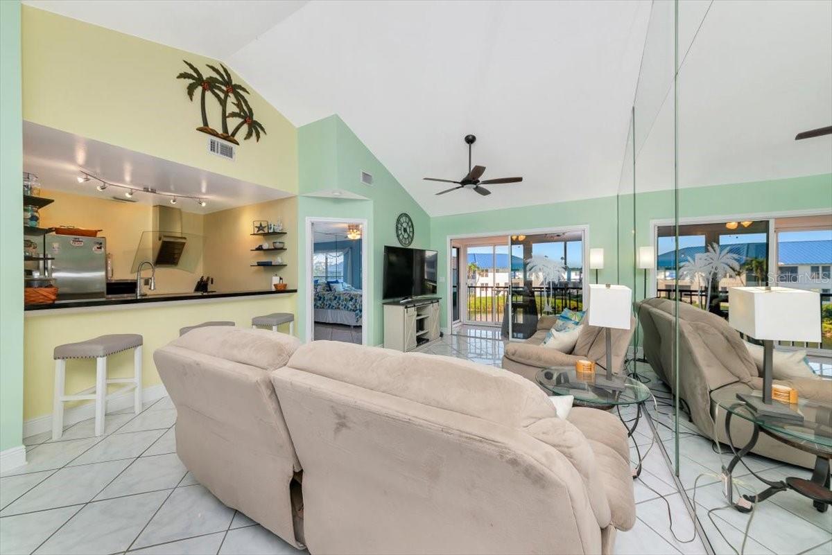 Image 14 of 57 For 912 Sandpiper Circle 912