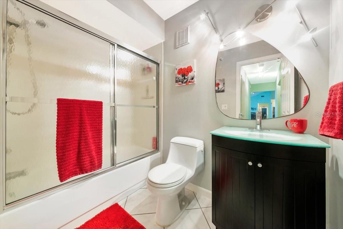 Image 29 of 57 For 912 Sandpiper Circle 912