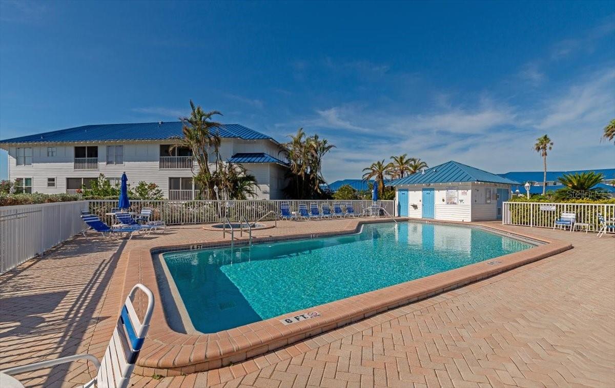 Image 42 of 57 For 912 Sandpiper Circle 912