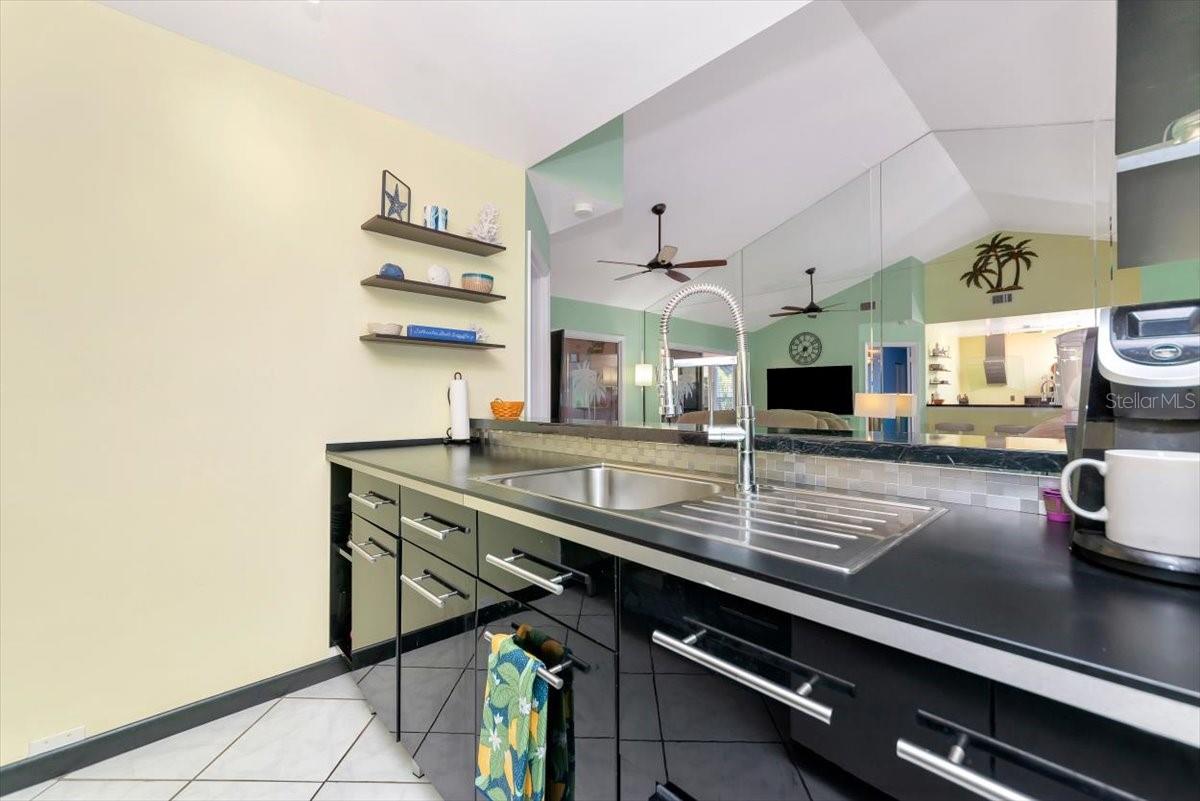 Image 9 of 57 For 912 Sandpiper Circle 912