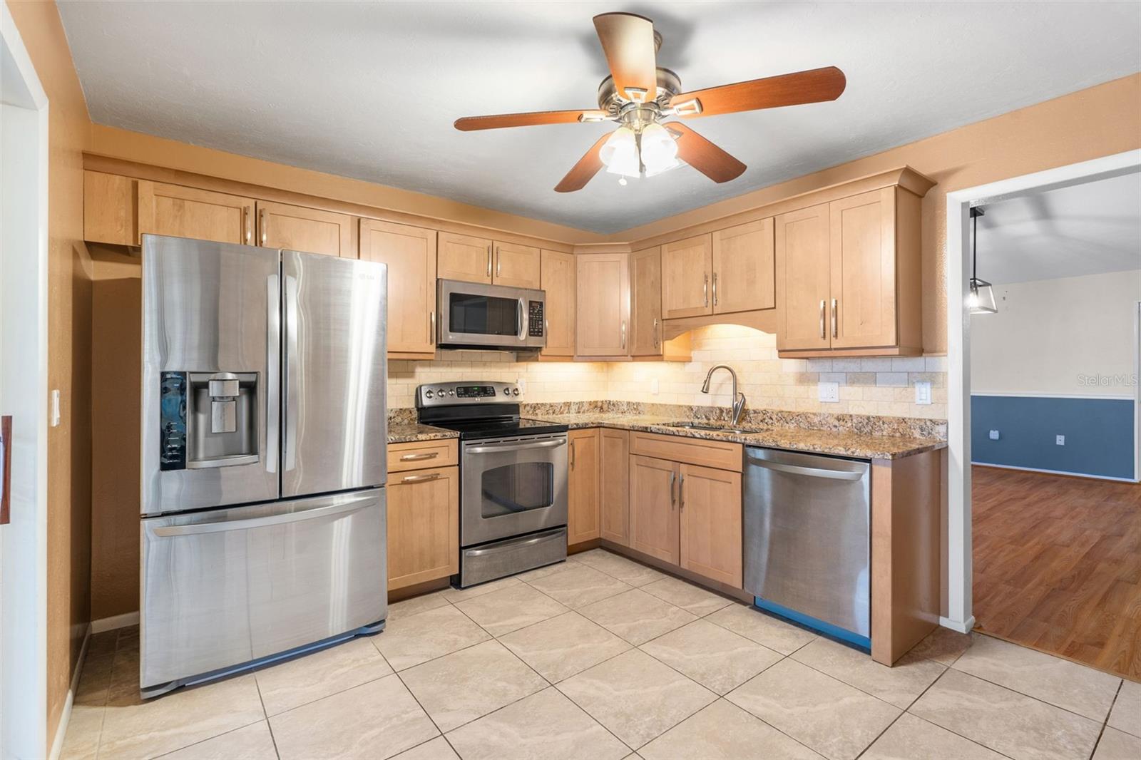 Image 10 of 40 For 4108 43rd Avenue W