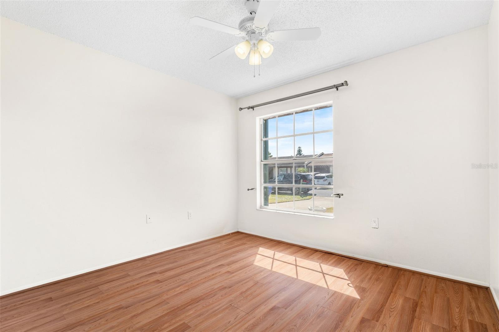 Image 24 of 40 For 4108 43rd Avenue W