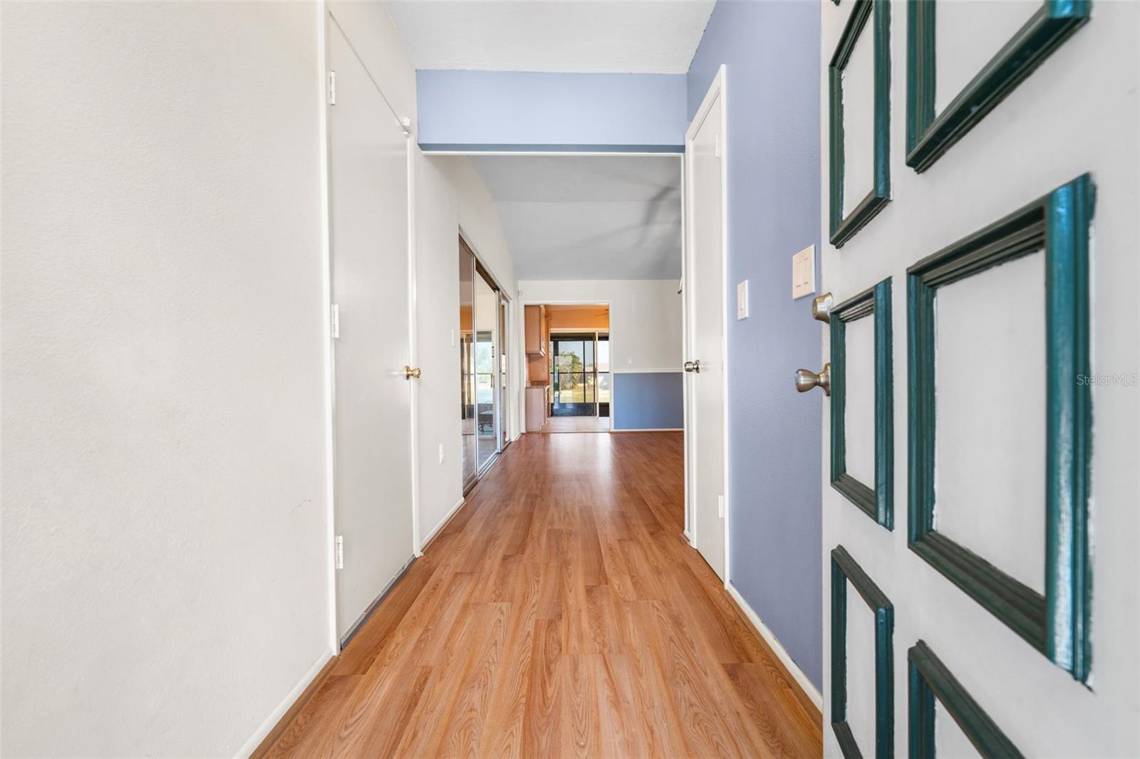 Image 5 of 40 For 4108 43rd Avenue W