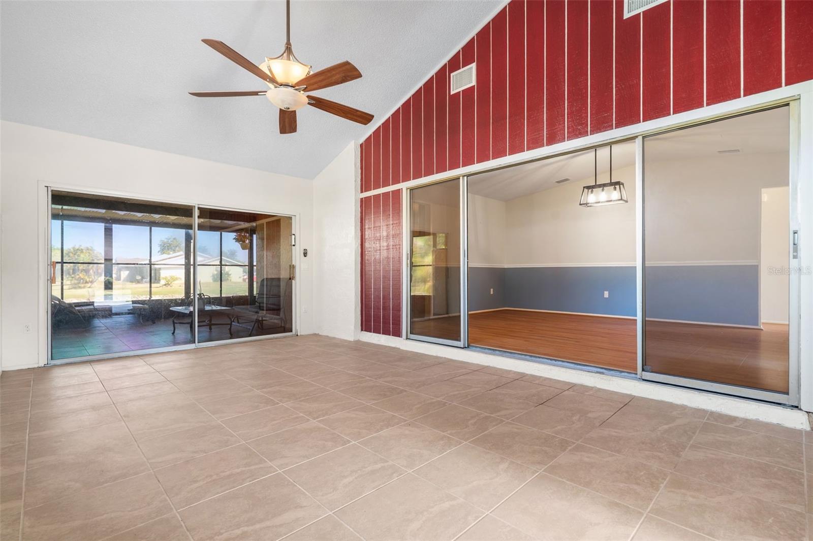 Image 9 of 40 For 4108 43rd Avenue W