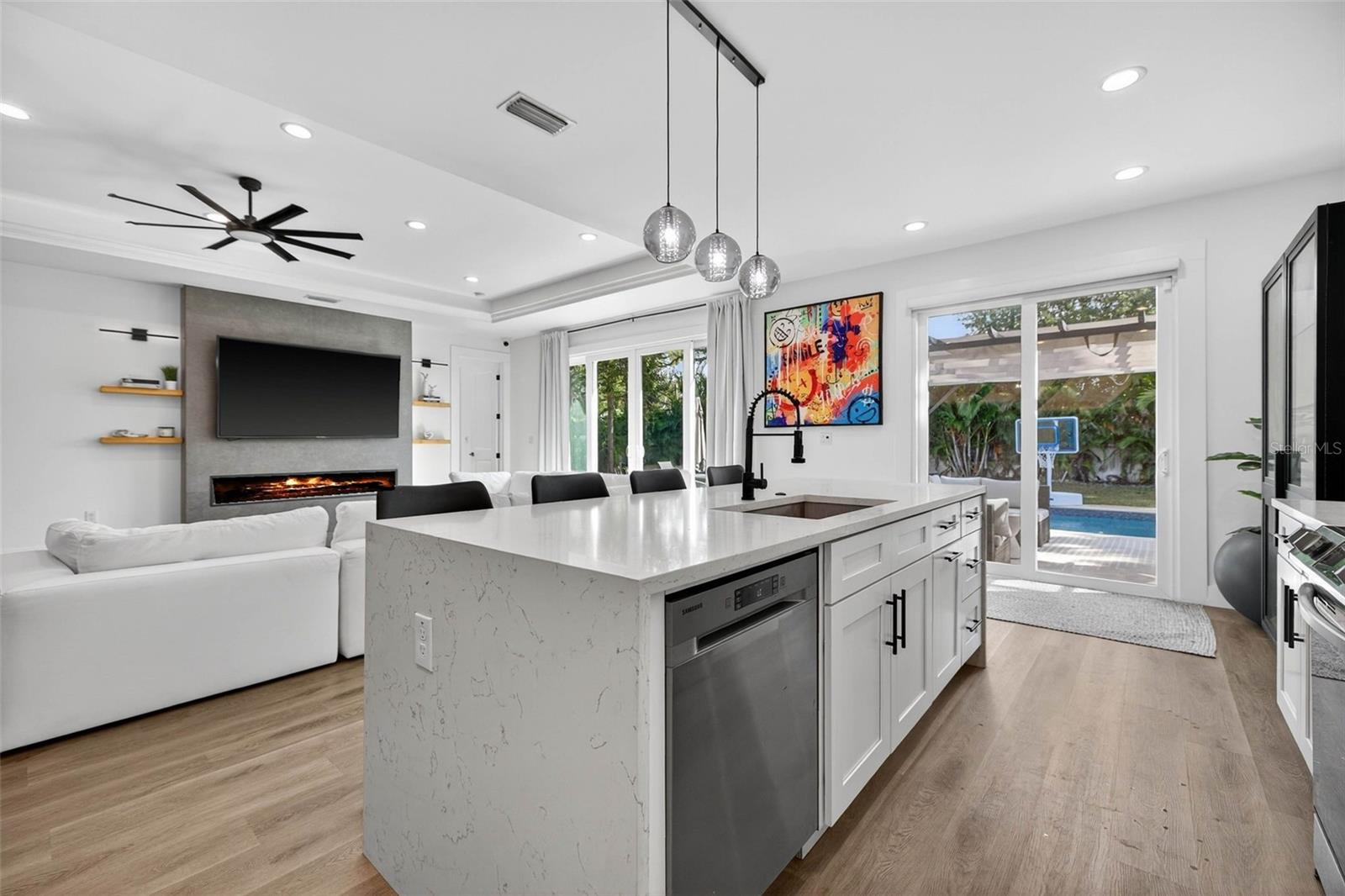 Image 14 of 39 For 4495 77th Way N