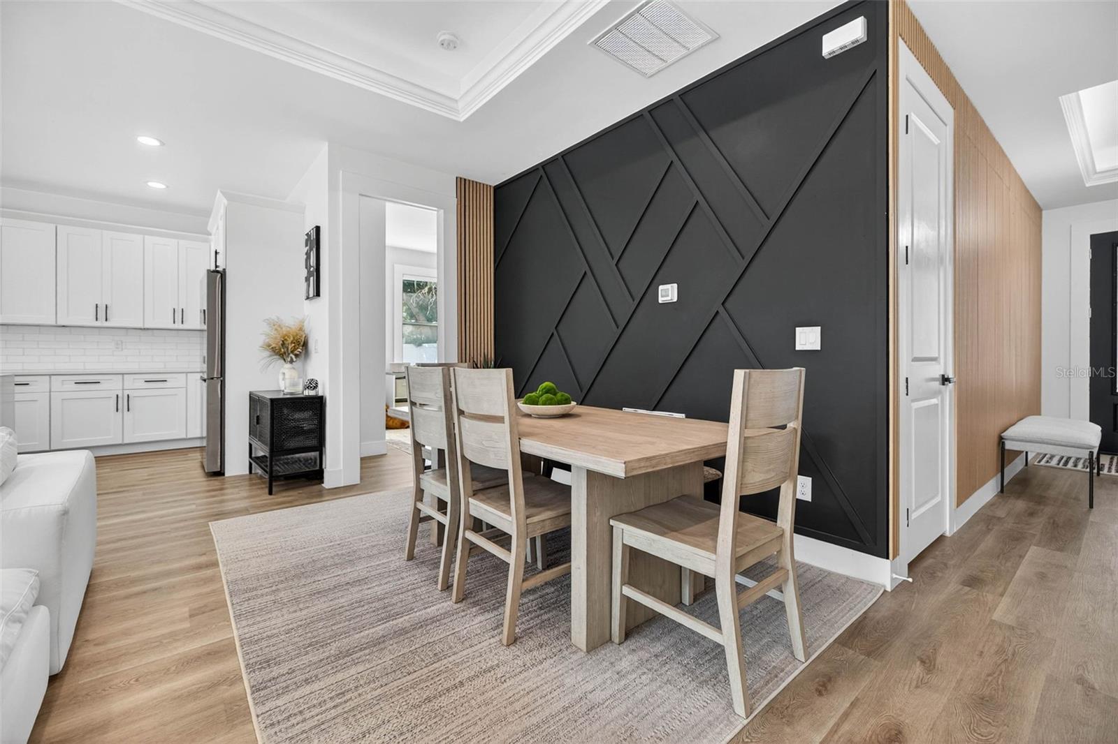 Image 18 of 39 For 4495 77th Way N