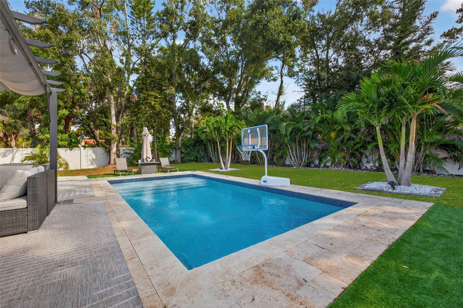 Image 29 of 39 For 4495 77th Way N