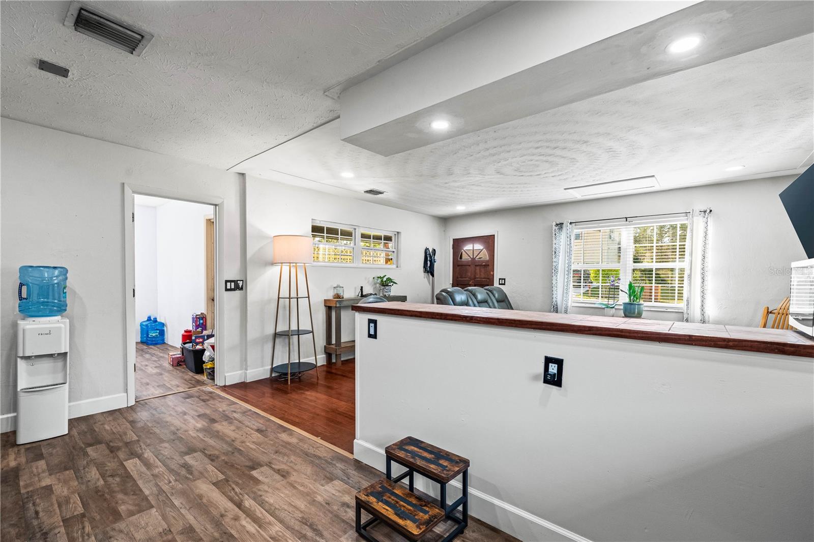 Image 18 of 59 For 2611 Huntington Avenue