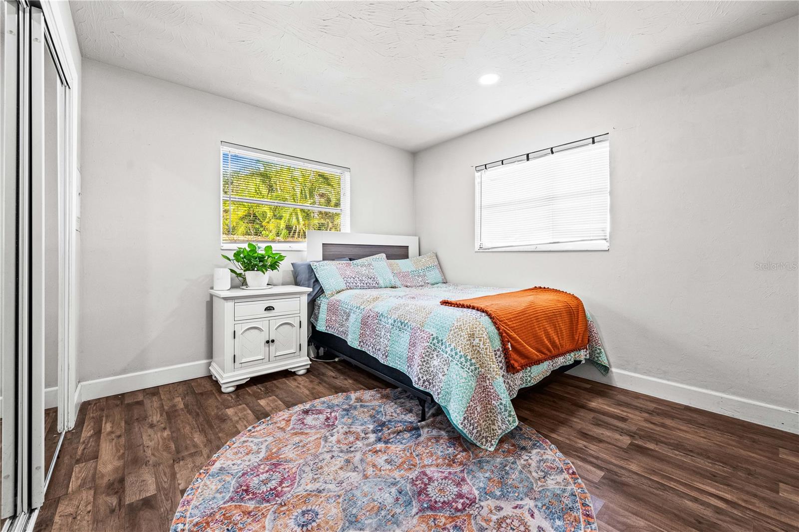 Image 27 of 59 For 2611 Huntington Avenue