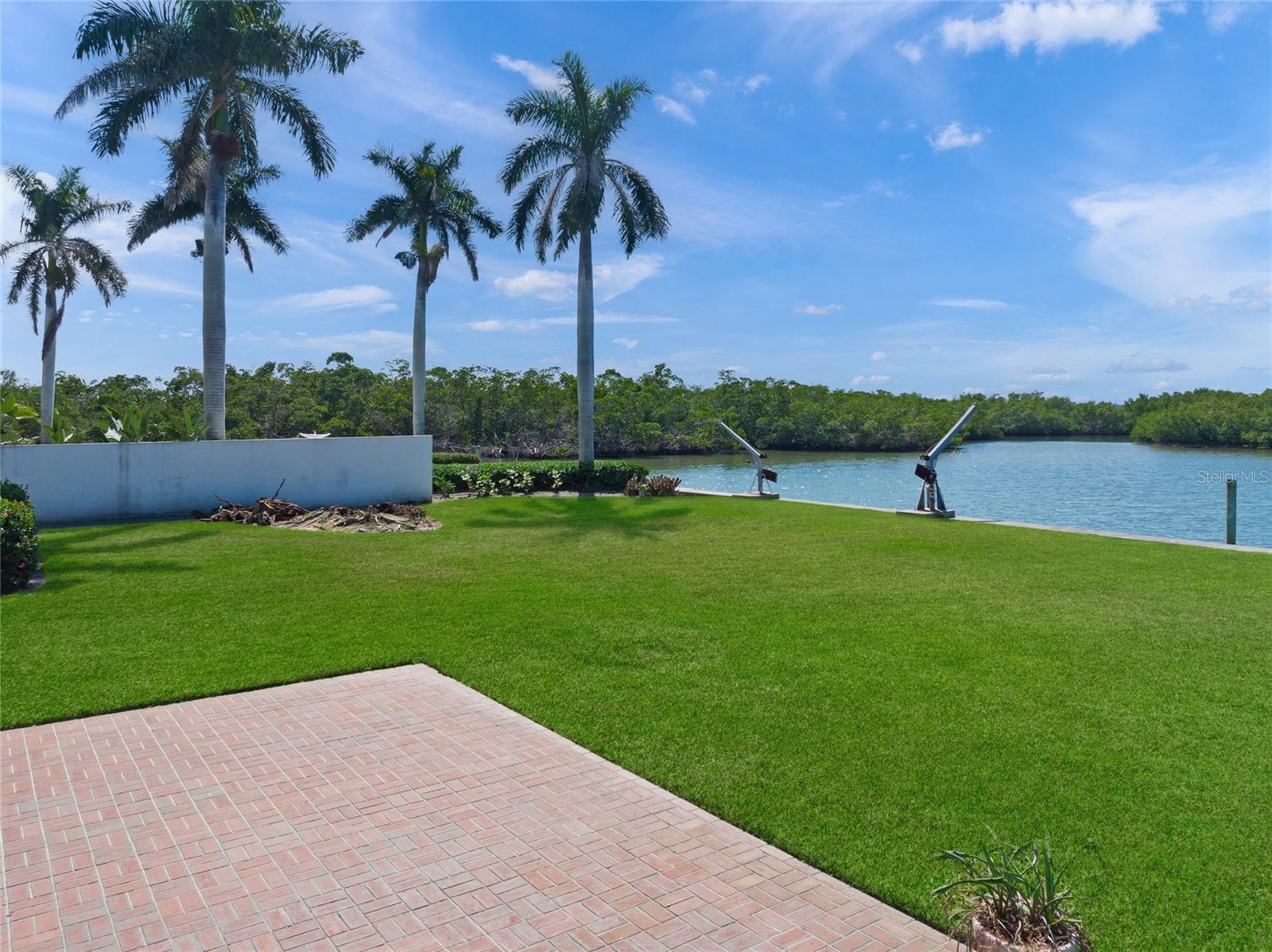 Image 13 of 26 For 1386 Tangier Way