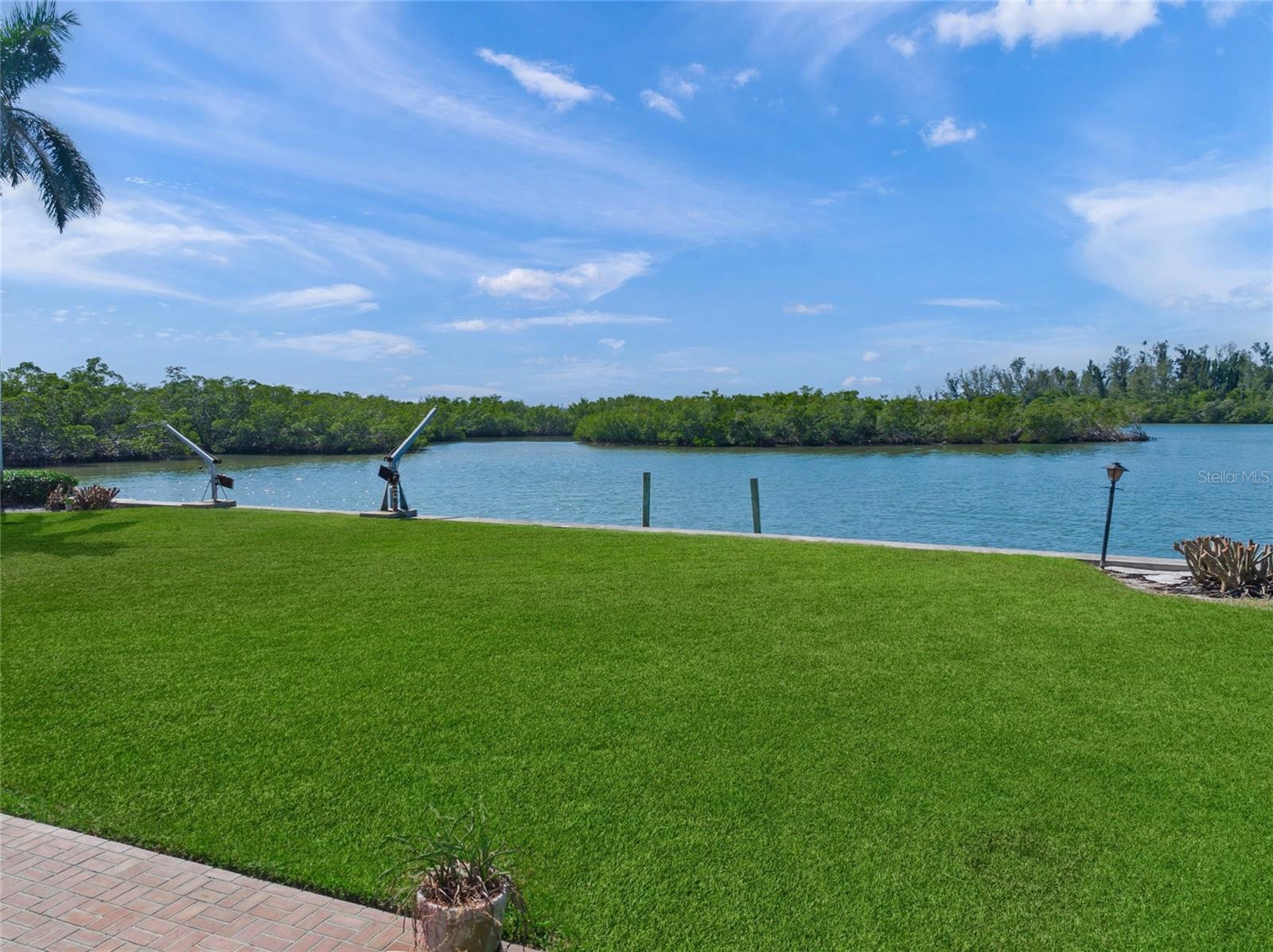 Image 14 of 26 For 1386 Tangier Way