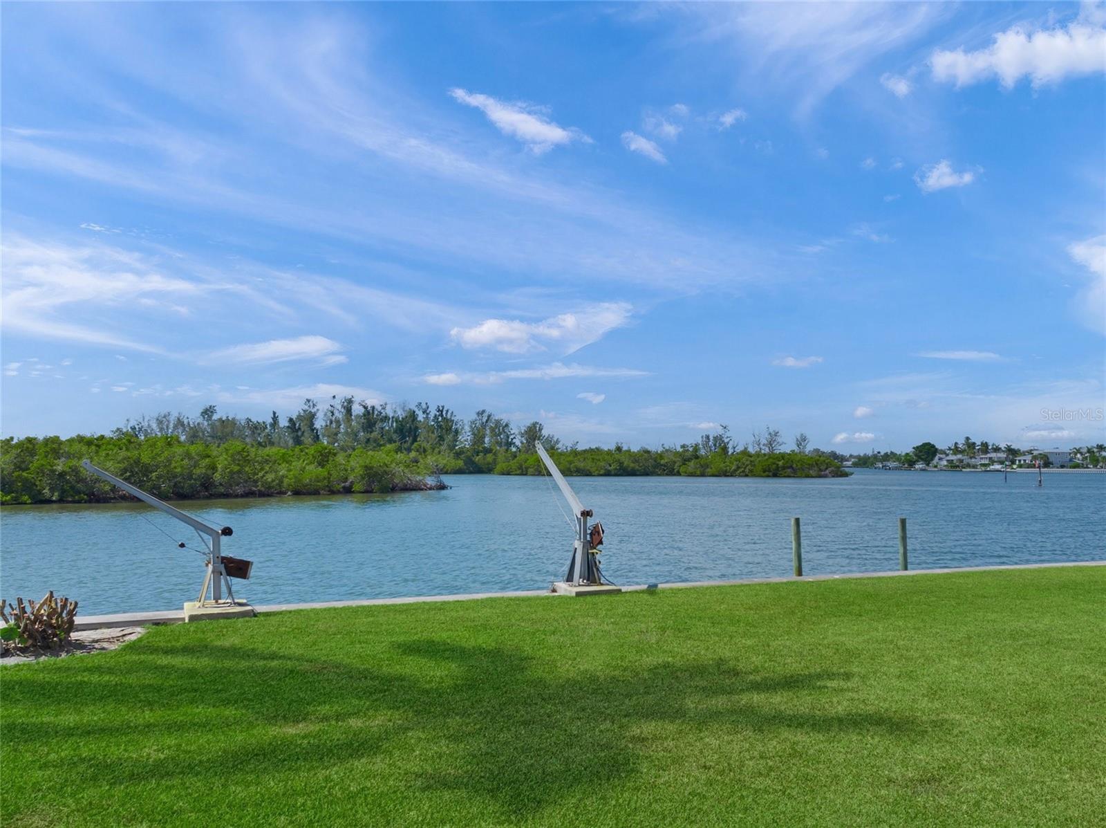 Image 15 of 26 For 1386 Tangier Way