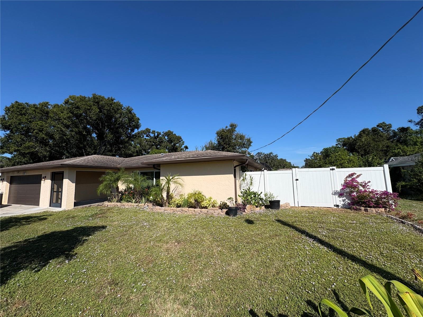 Image 16 of 58 For 1117 Angela Maria Road