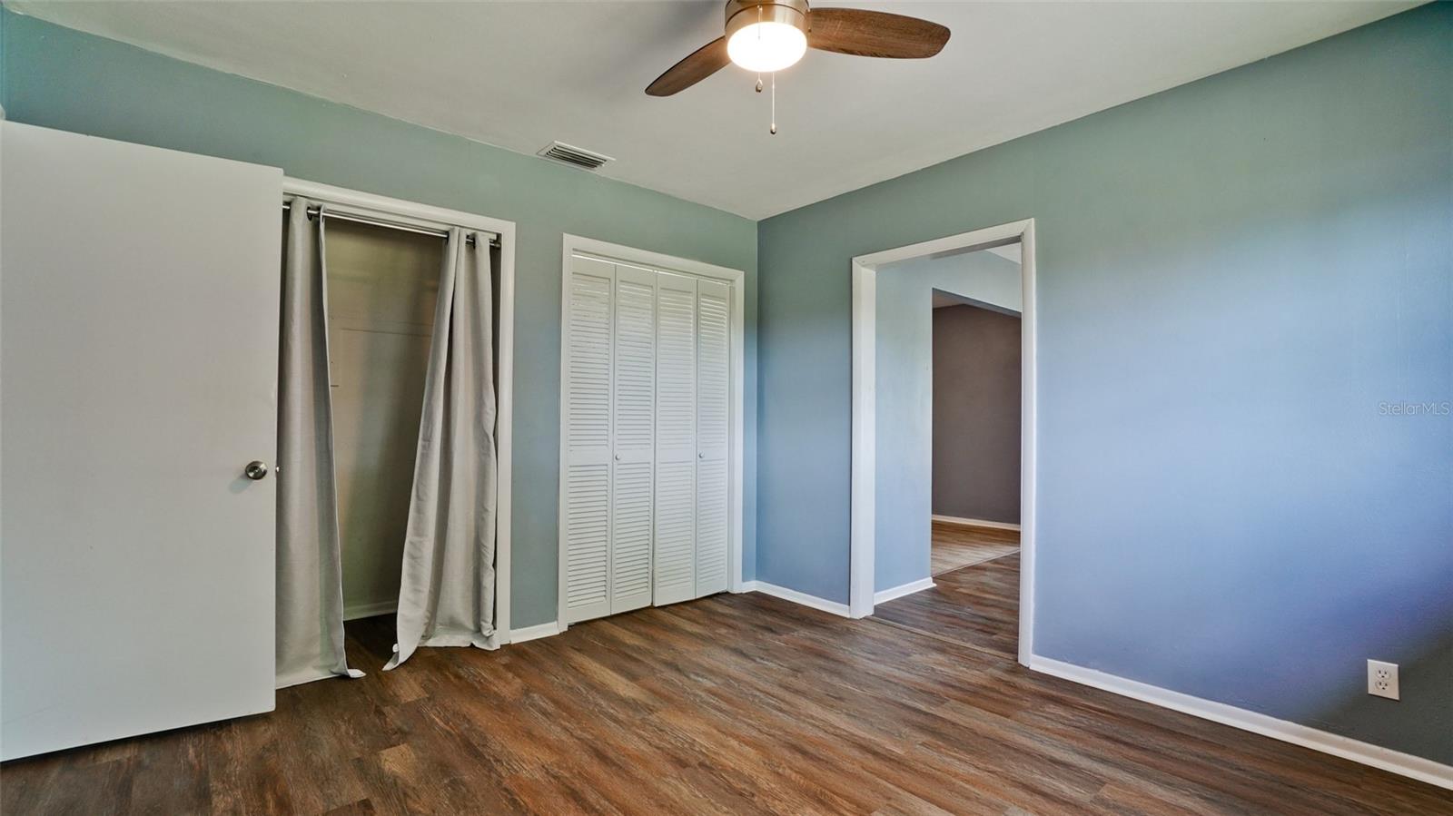 Image 15 of 57 For 3704 17th Avenue W