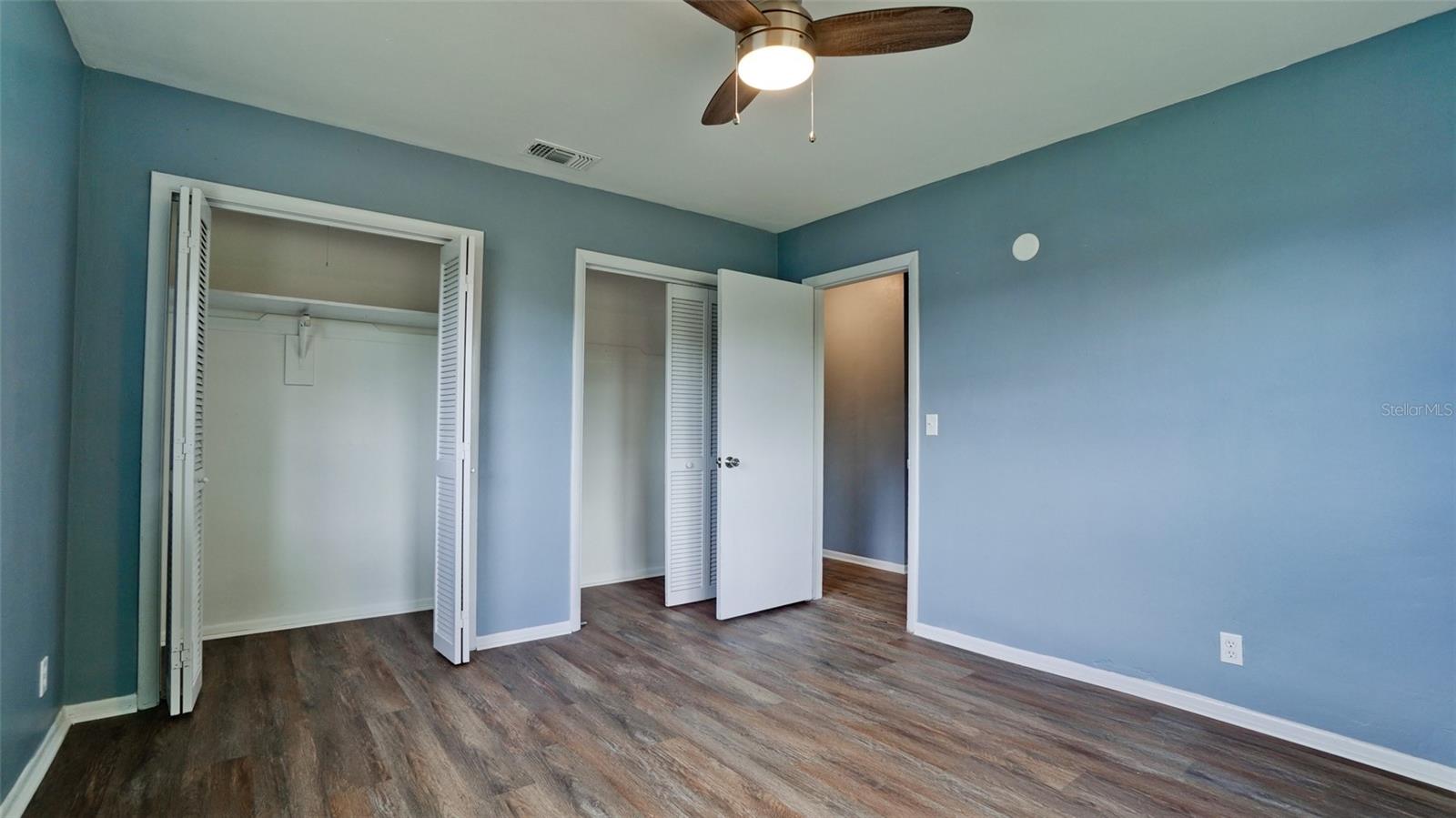 Image 19 of 57 For 3704 17th Avenue W