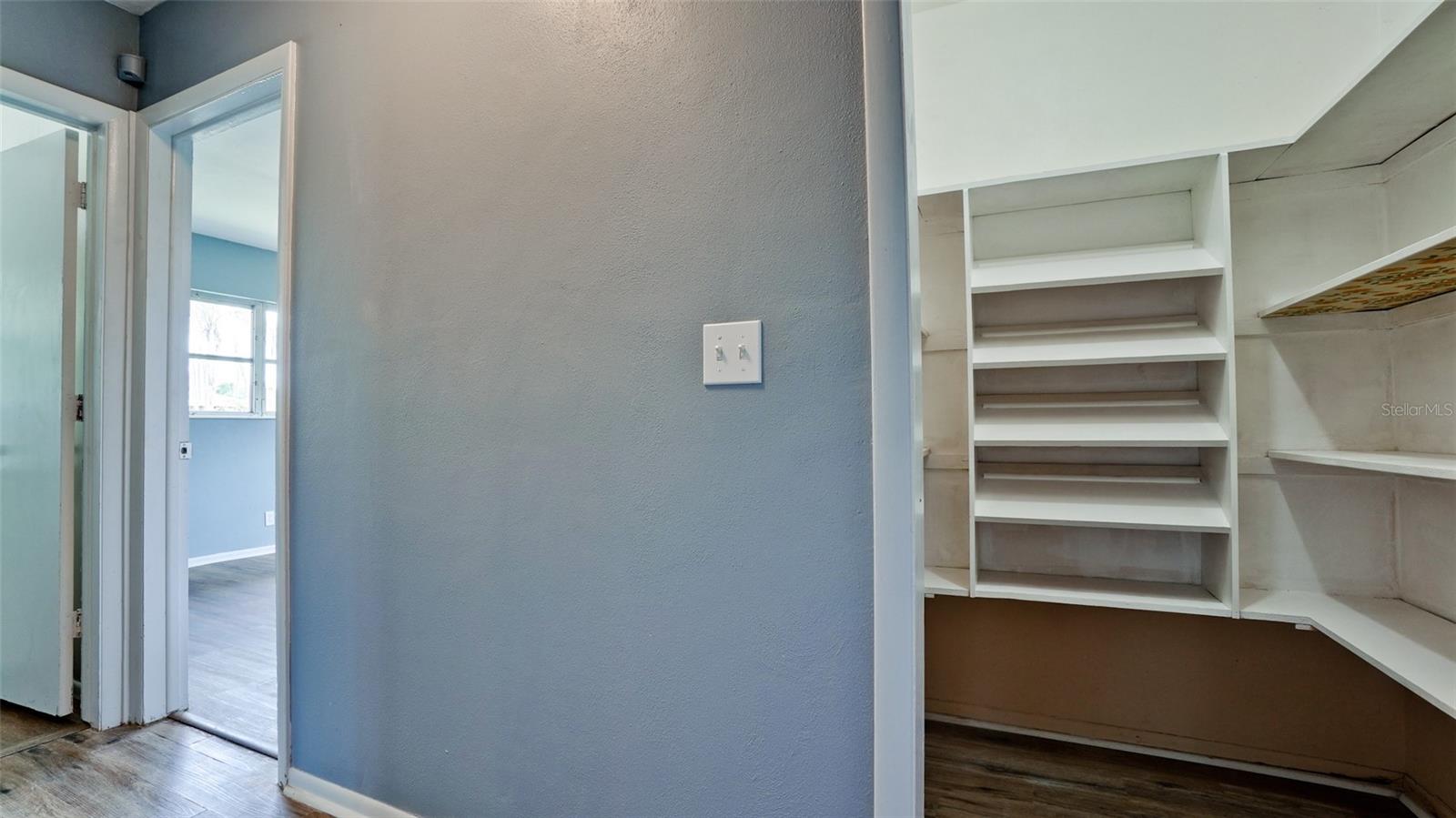 Image 23 of 57 For 3704 17th Avenue W