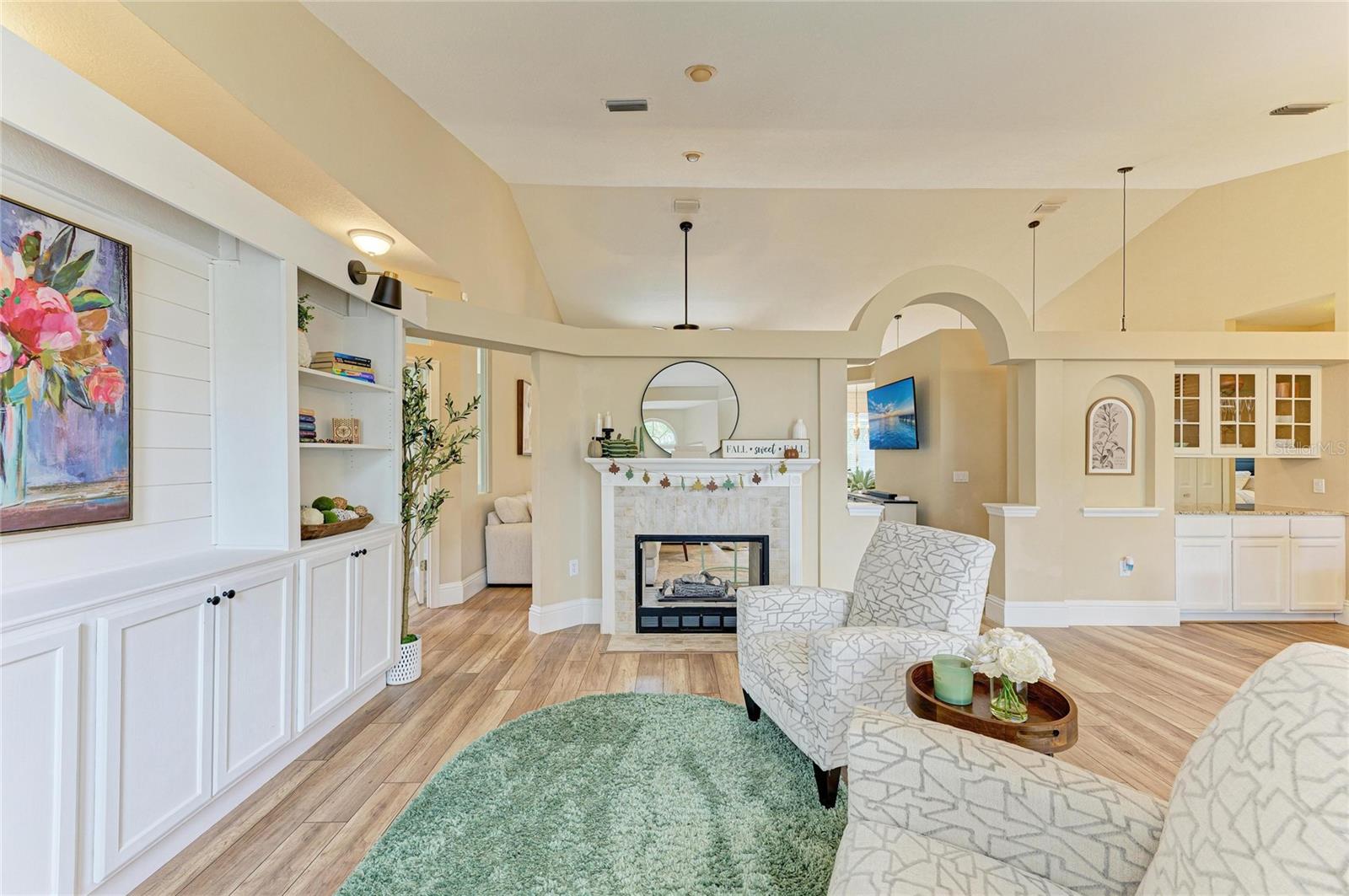 Image 13 of 74 For 11720 Clubhouse Drive