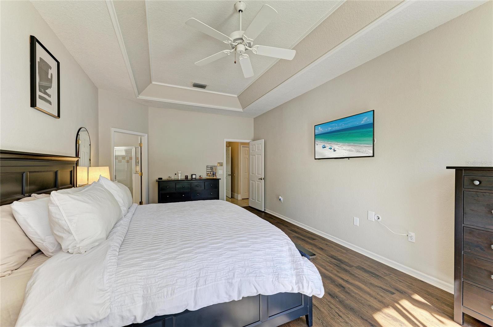 Image 33 of 74 For 11720 Clubhouse Drive