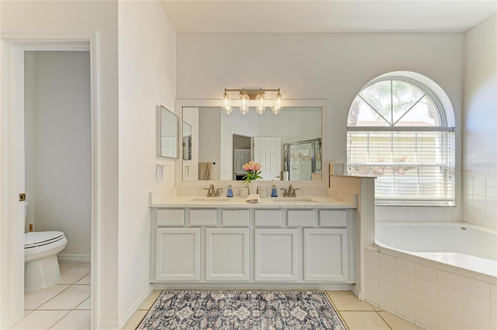 Image 35 of 74 For 11720 Clubhouse Drive