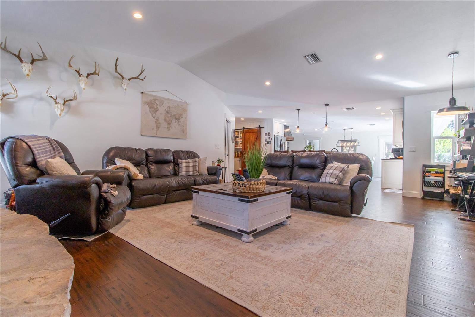 Image 18 of 59 For 118 Tatum Road