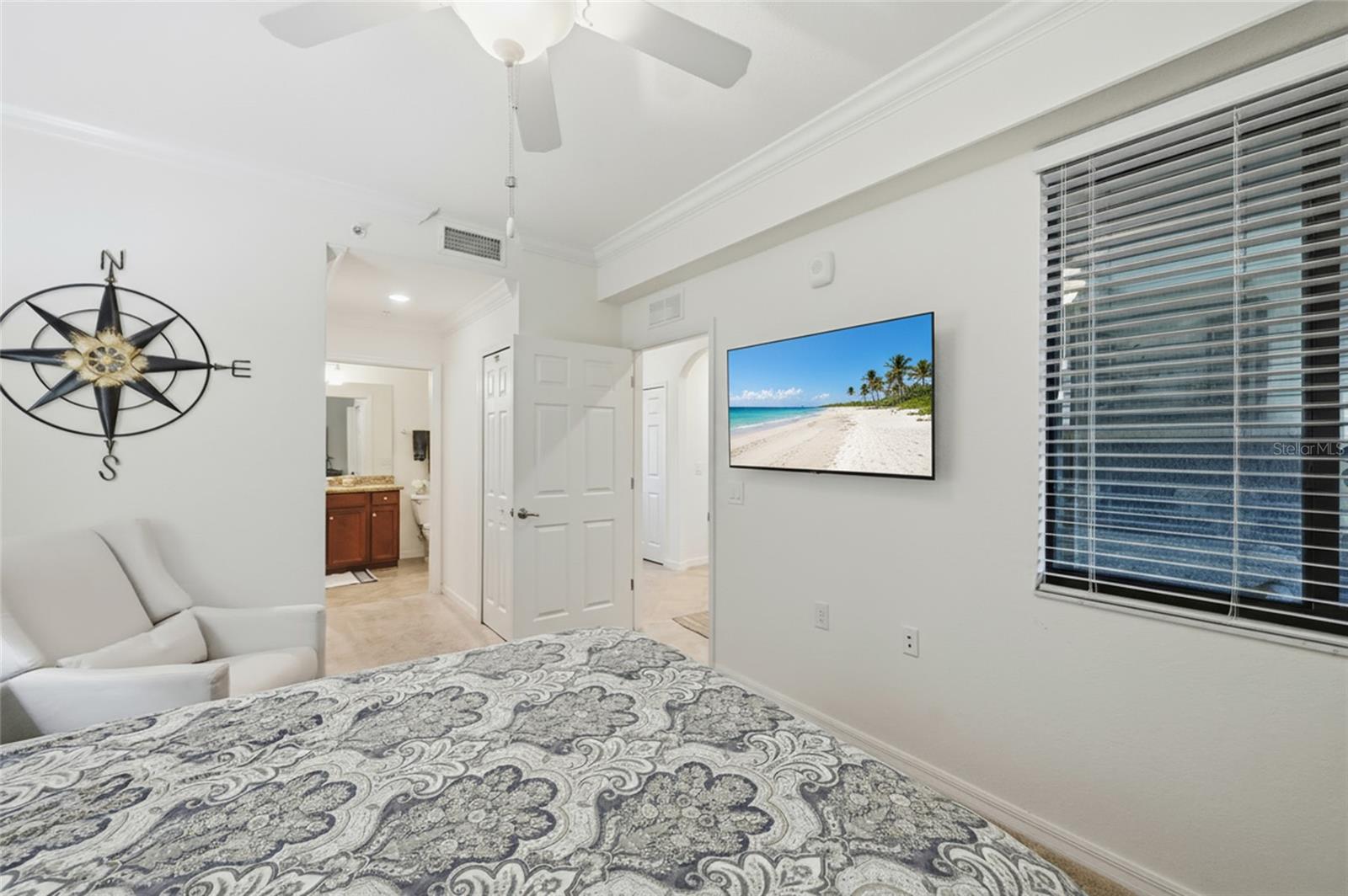 Image 23 of 62 For 17108 Vardon Terrace 103