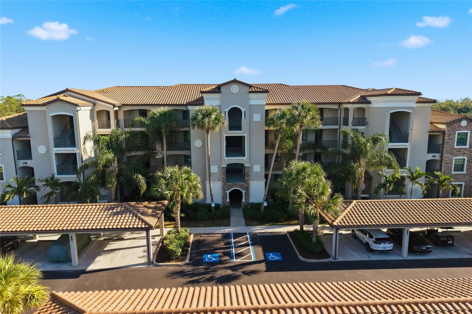 Image 4 of 62 For 17108 Vardon Terrace 103