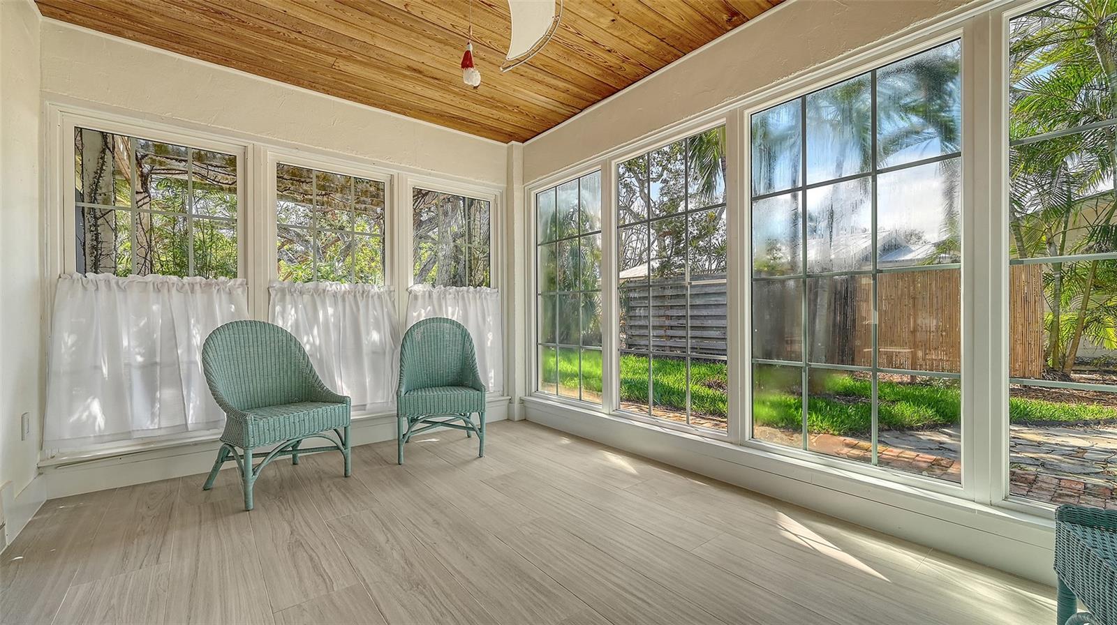 Image 25 of 61 For 618 Buttonwood Drive