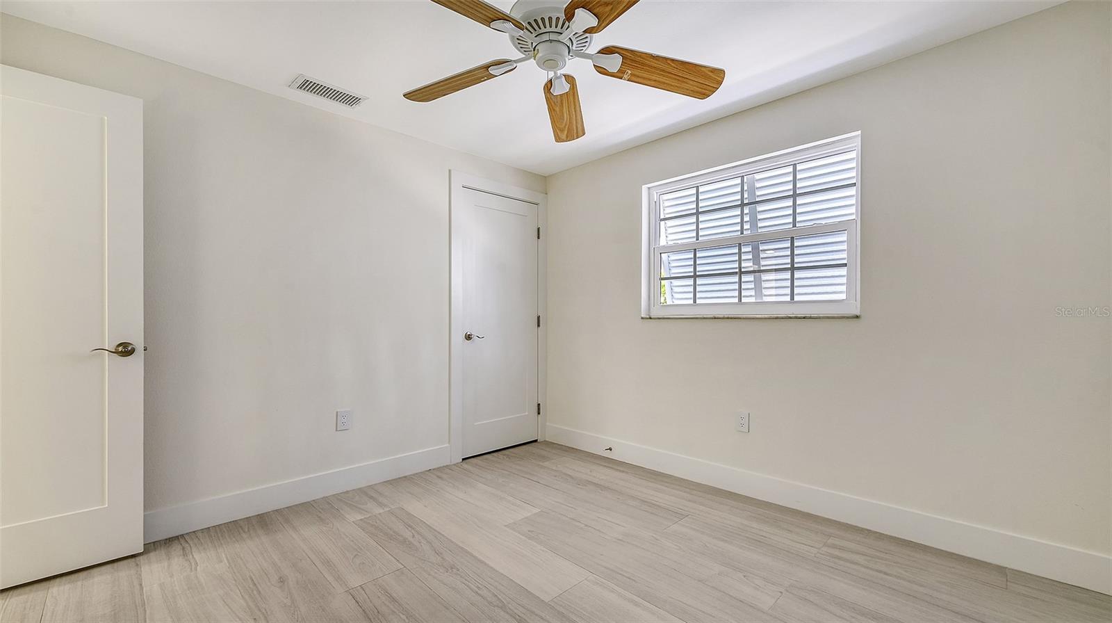 Image 34 of 61 For 618 Buttonwood Drive