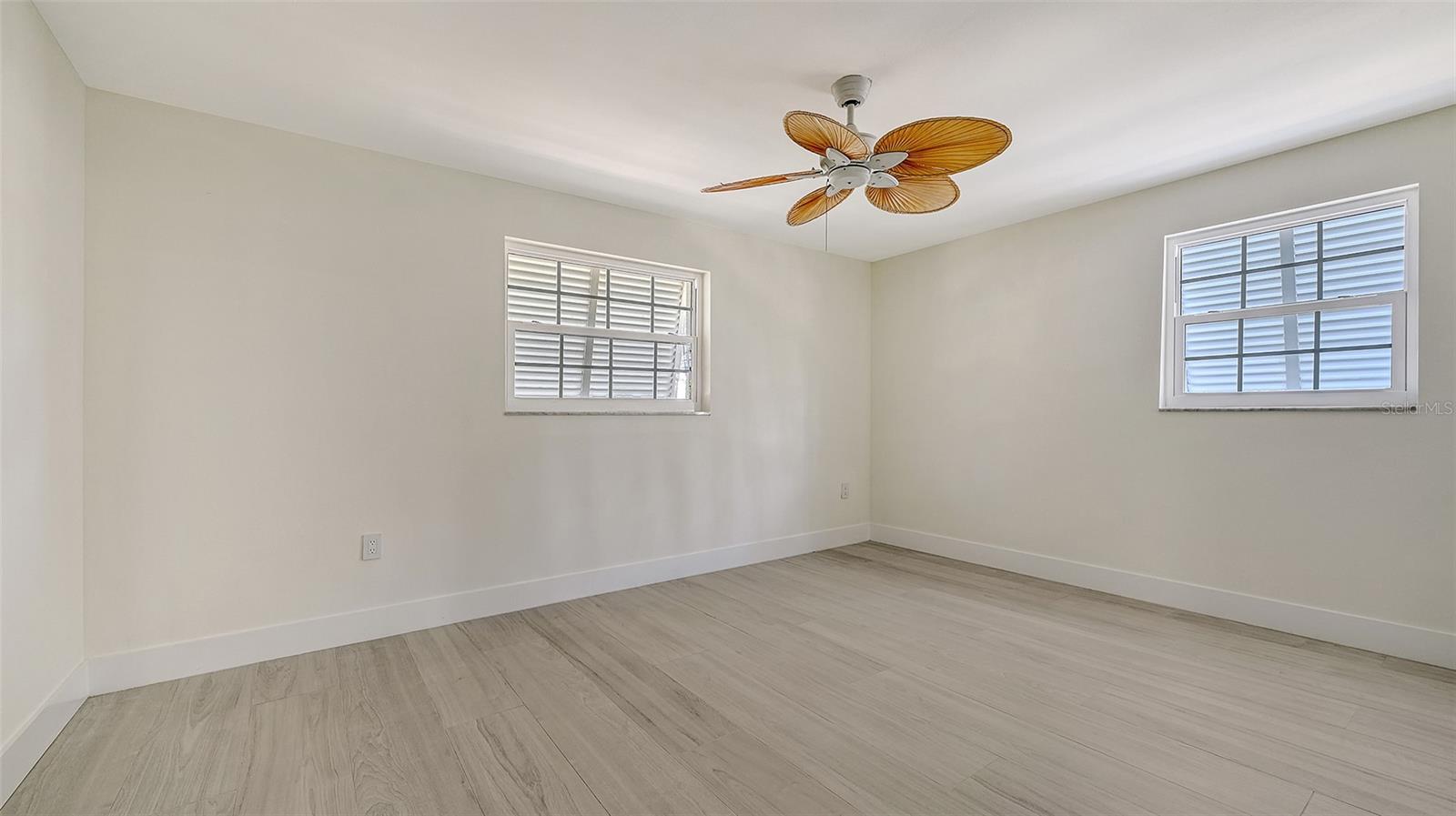 Image 36 of 61 For 618 Buttonwood Drive