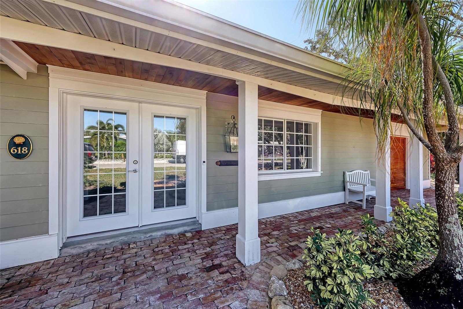 Image 4 of 61 For 618 Buttonwood Drive