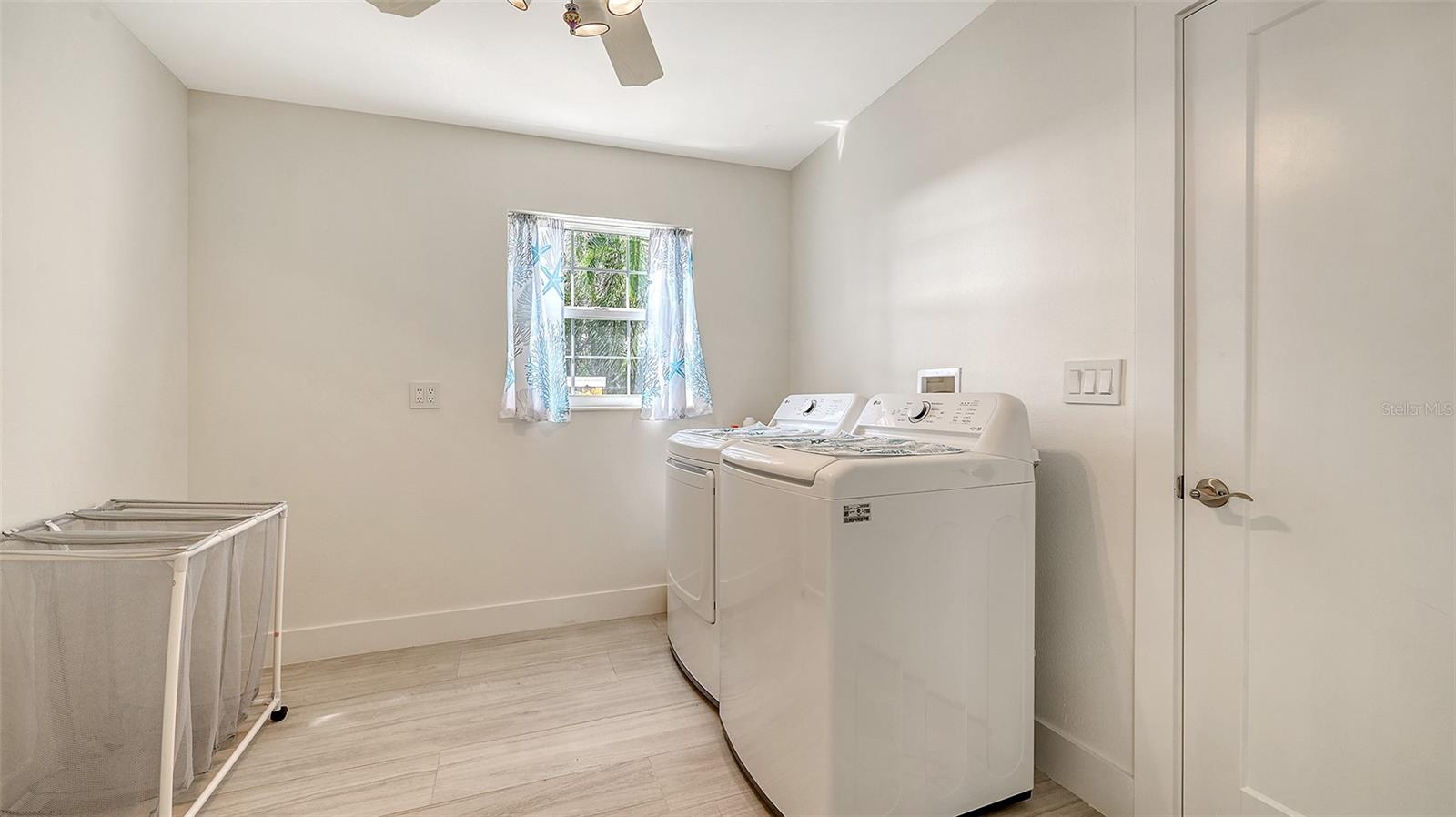 Image 60 of 61 For 618 Buttonwood Drive