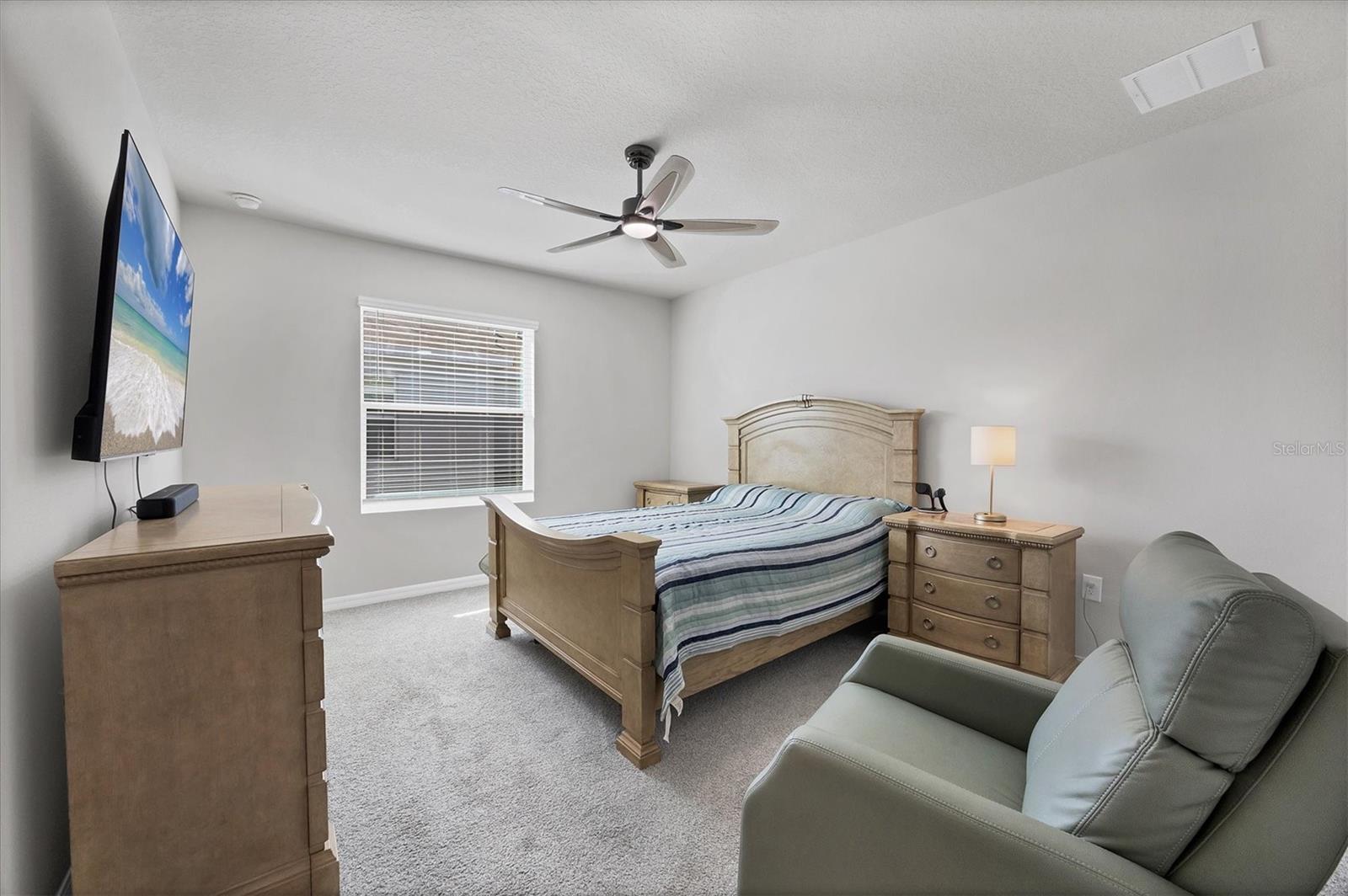 Image 18 of 52 For 2862 Newbern Banks Drive