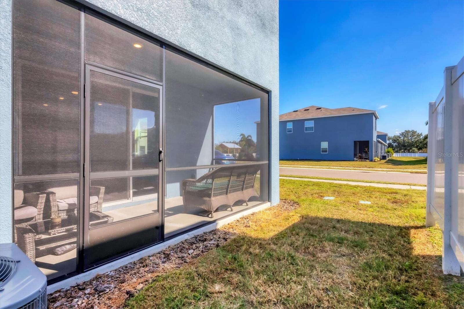 Image 35 of 52 For 2862 Newbern Banks Drive