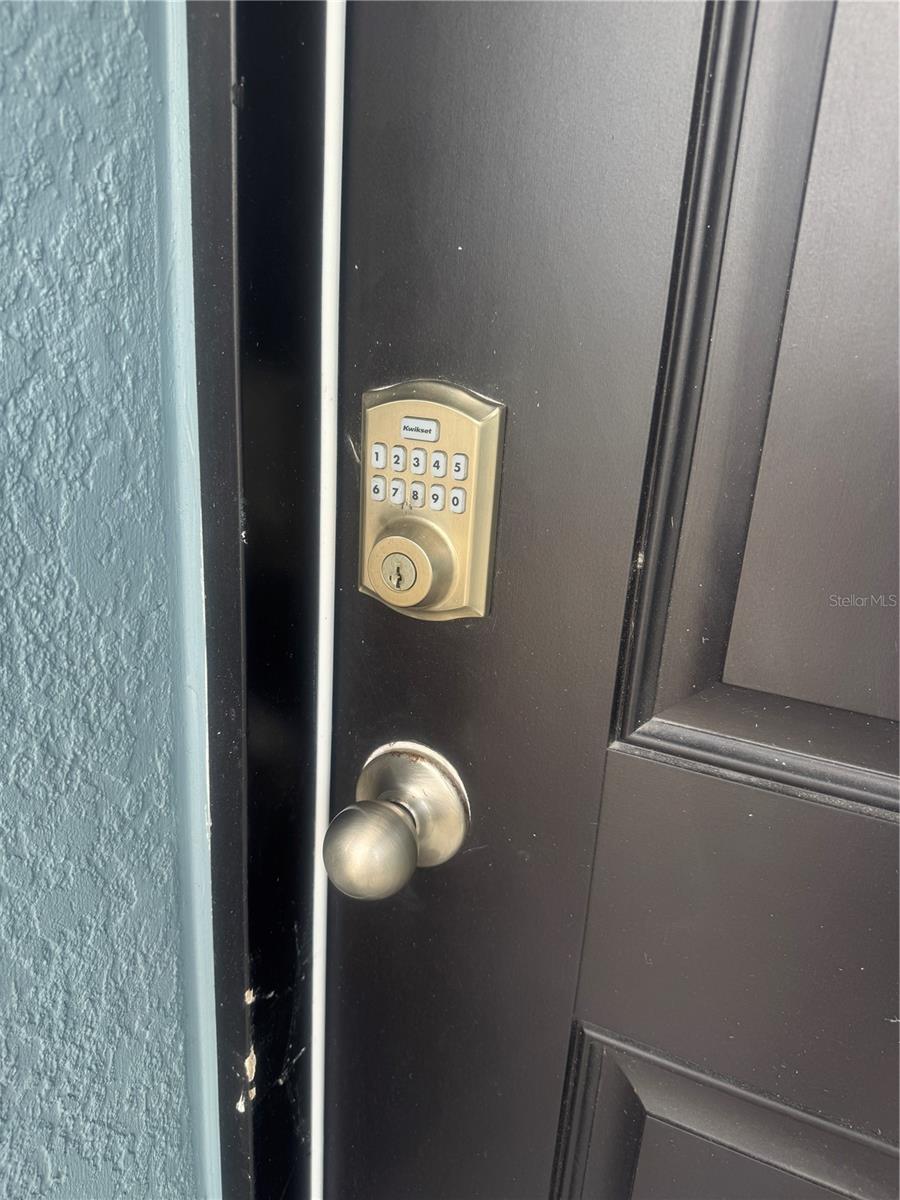 Image 39 of 52 For 2862 Newbern Banks Drive