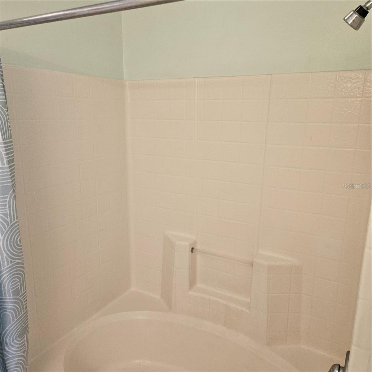 Image 19 of 37 For 5500 Bentgrass Drive 112