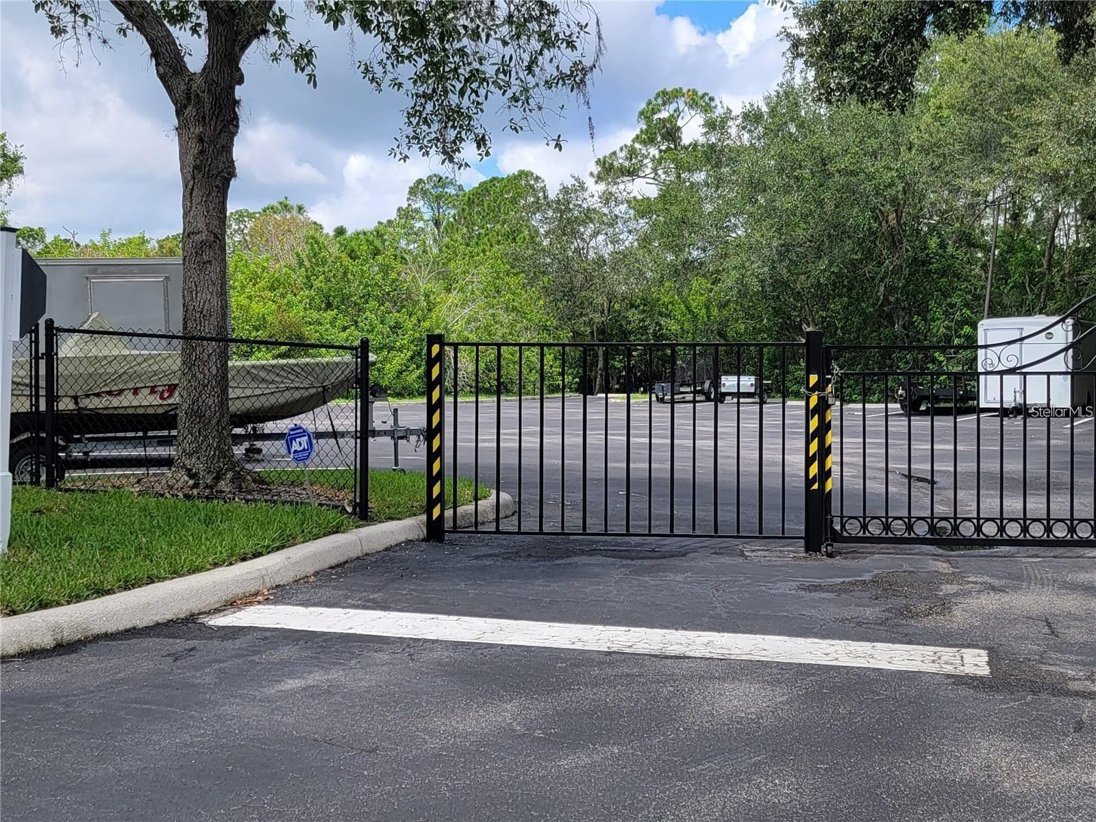 Image 33 of 37 For 5500 Bentgrass Drive 112