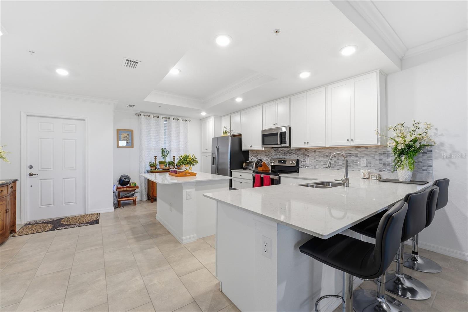 Image 10 of 46 For 5664 Palmer Circle 106