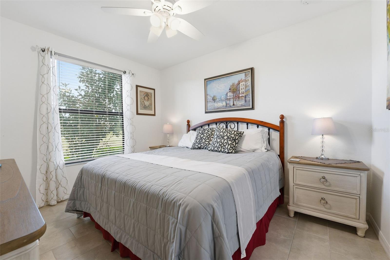 Image 25 of 46 For 5664 Palmer Circle 106