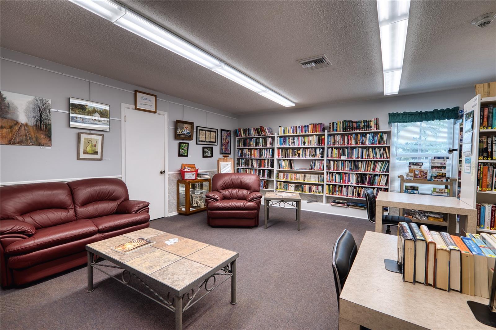 Image 46 of 60 For 4102 Lakewood Avenue