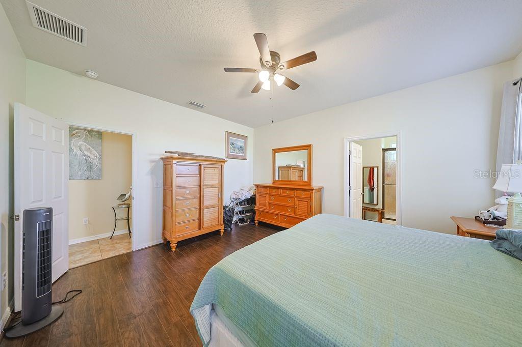 Image 10 of 34 For 8005 112th Avenue E