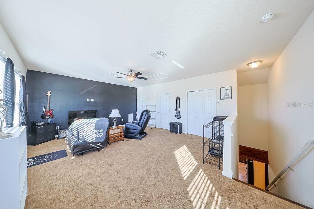 Image 18 of 34 For 8005 112th Avenue E