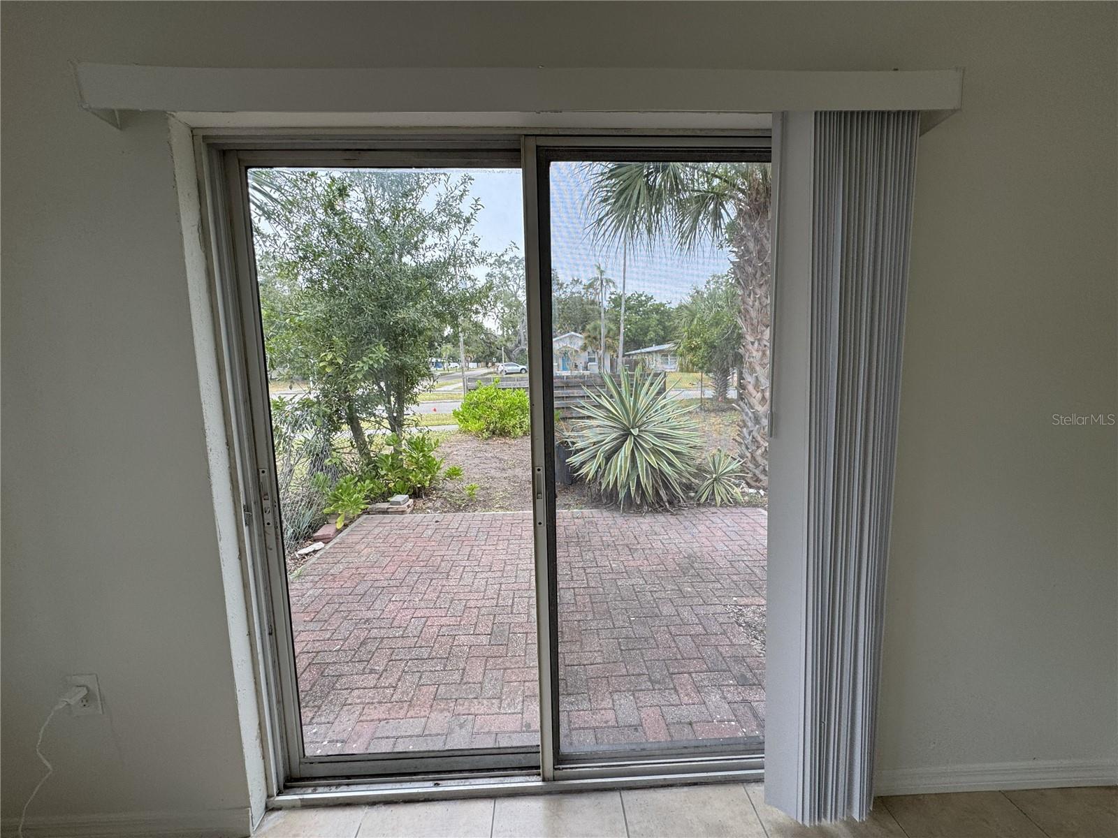 Image 6 of 21 For 4680 Royal Palm Avenue