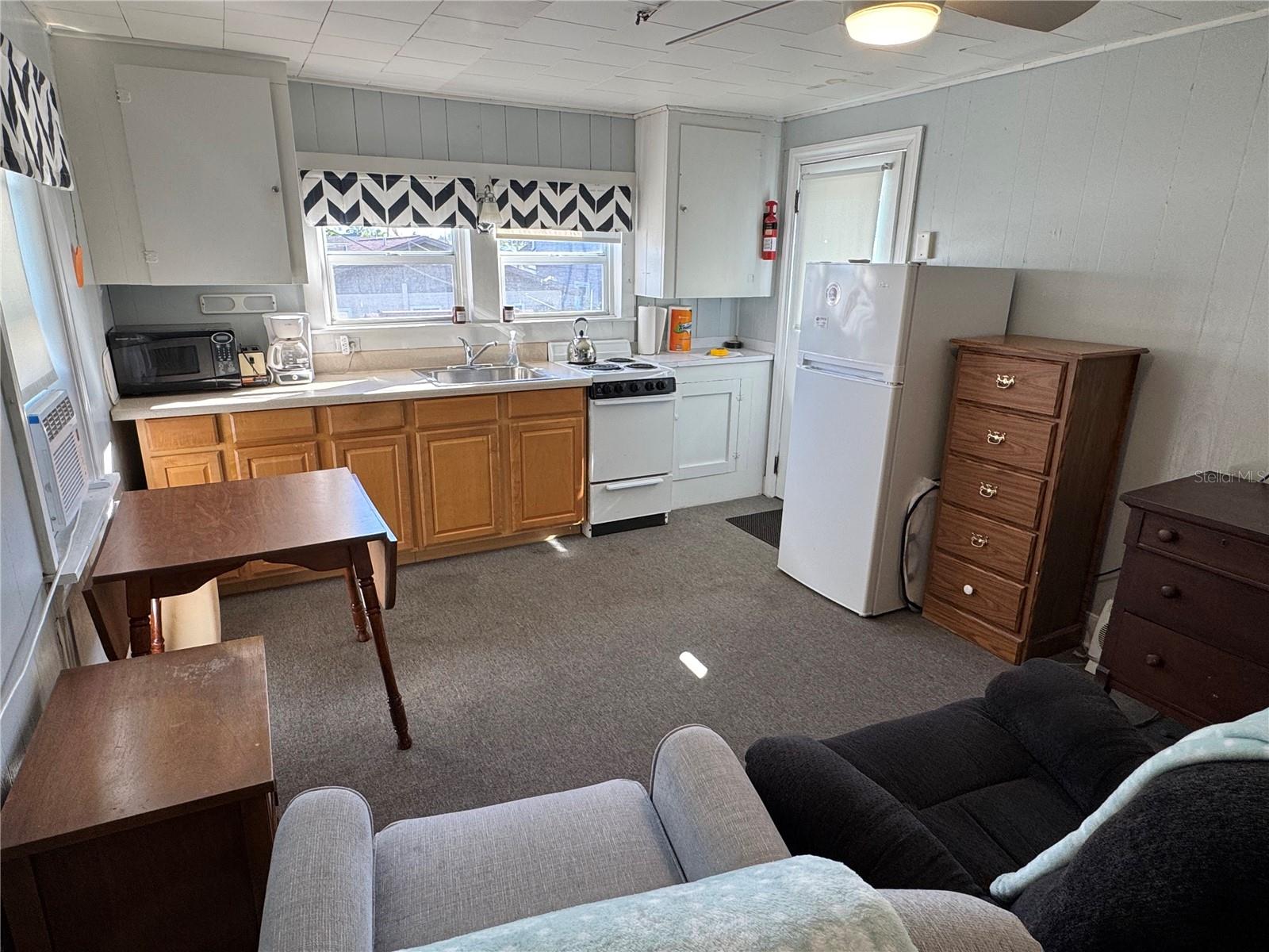 Image 13 of 16 For 1393 Good Avenue