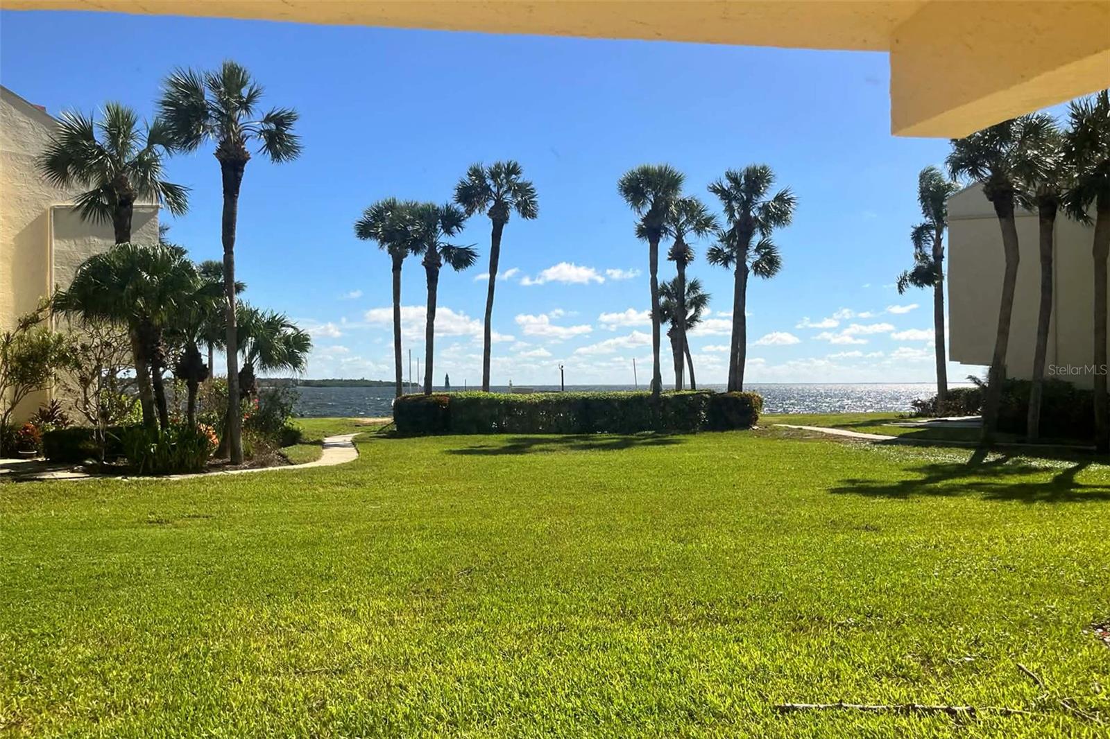 Image 2 of 13 For 7510 Sunshine Skyway Lane S T13