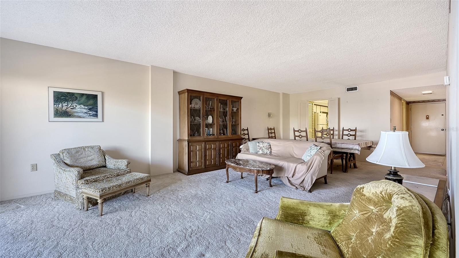 Image 14 of 63 For 1400 1st Avenue W 304