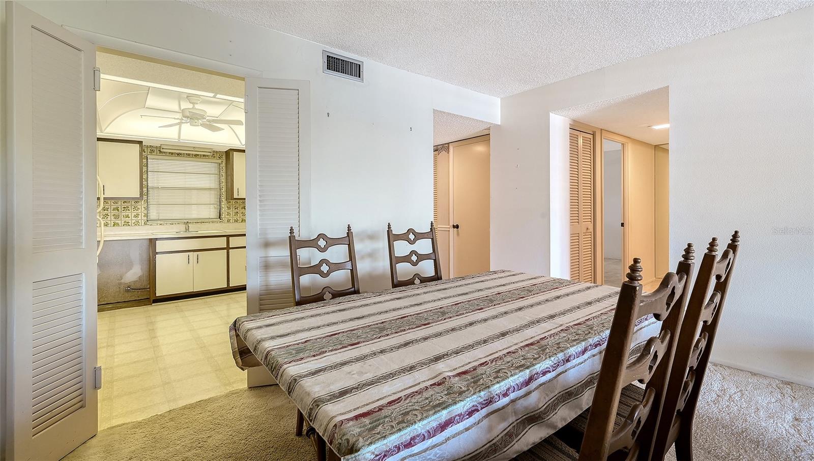 Image 16 of 63 For 1400 1st Avenue W 304